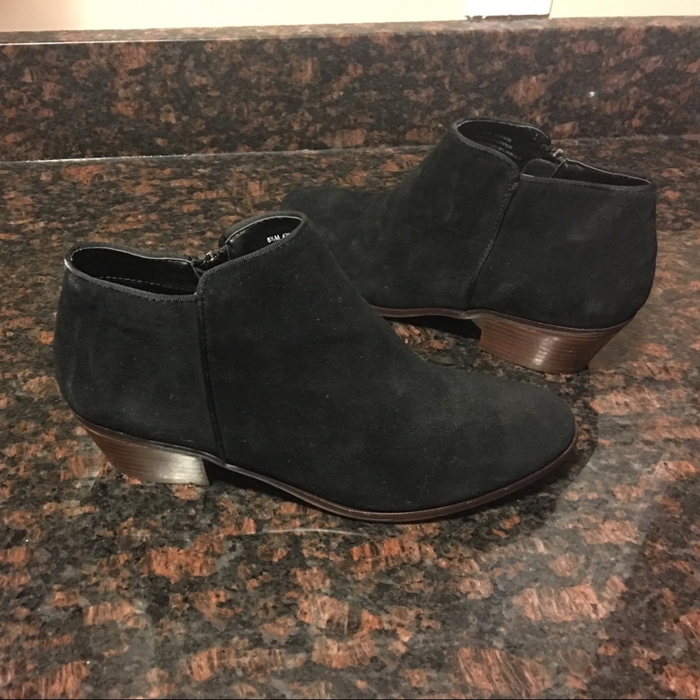 Crown vintage bootie women 8.5